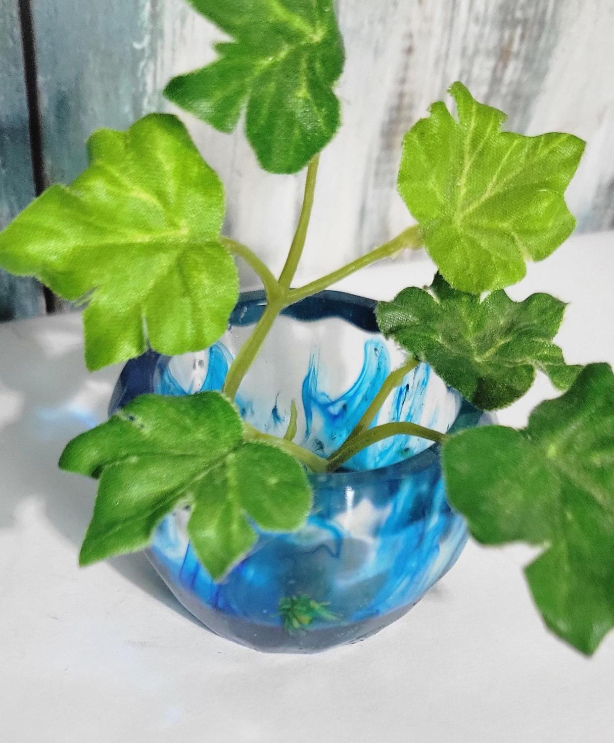 Hand crafted 1.5" resin planter or led tealight holder