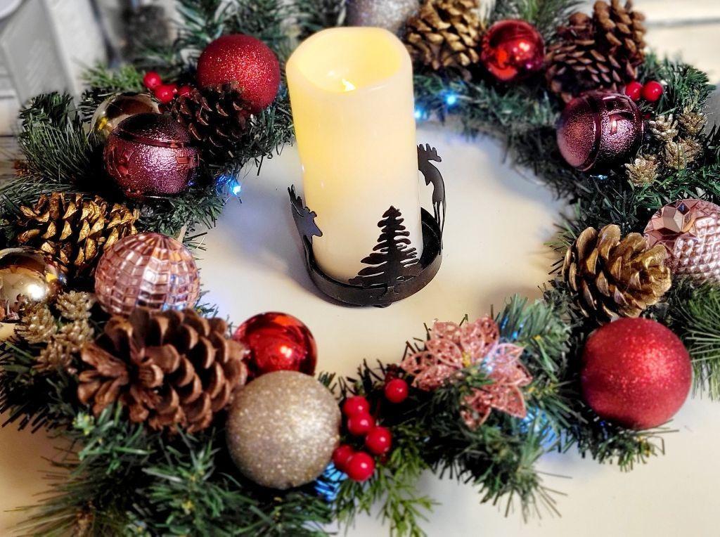 Christmas table centerpiece or door hanging wreath