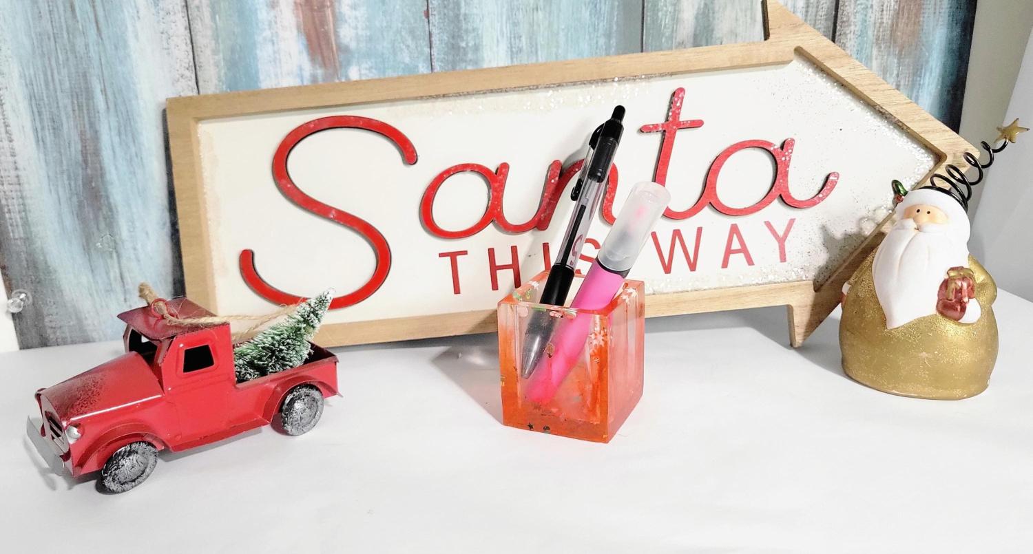 Hand crafted Christmas themed resin pen holder